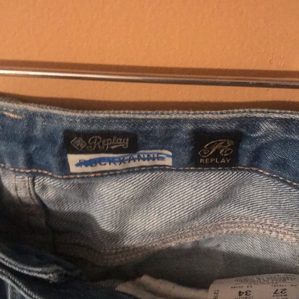 Jean - Picture 5 of 6